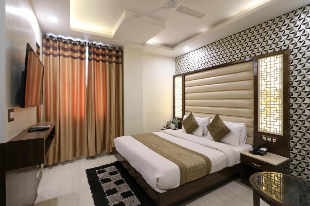 Hotel Mannat International By Mannat نيودلهي المظهر الخارجي الصورة
