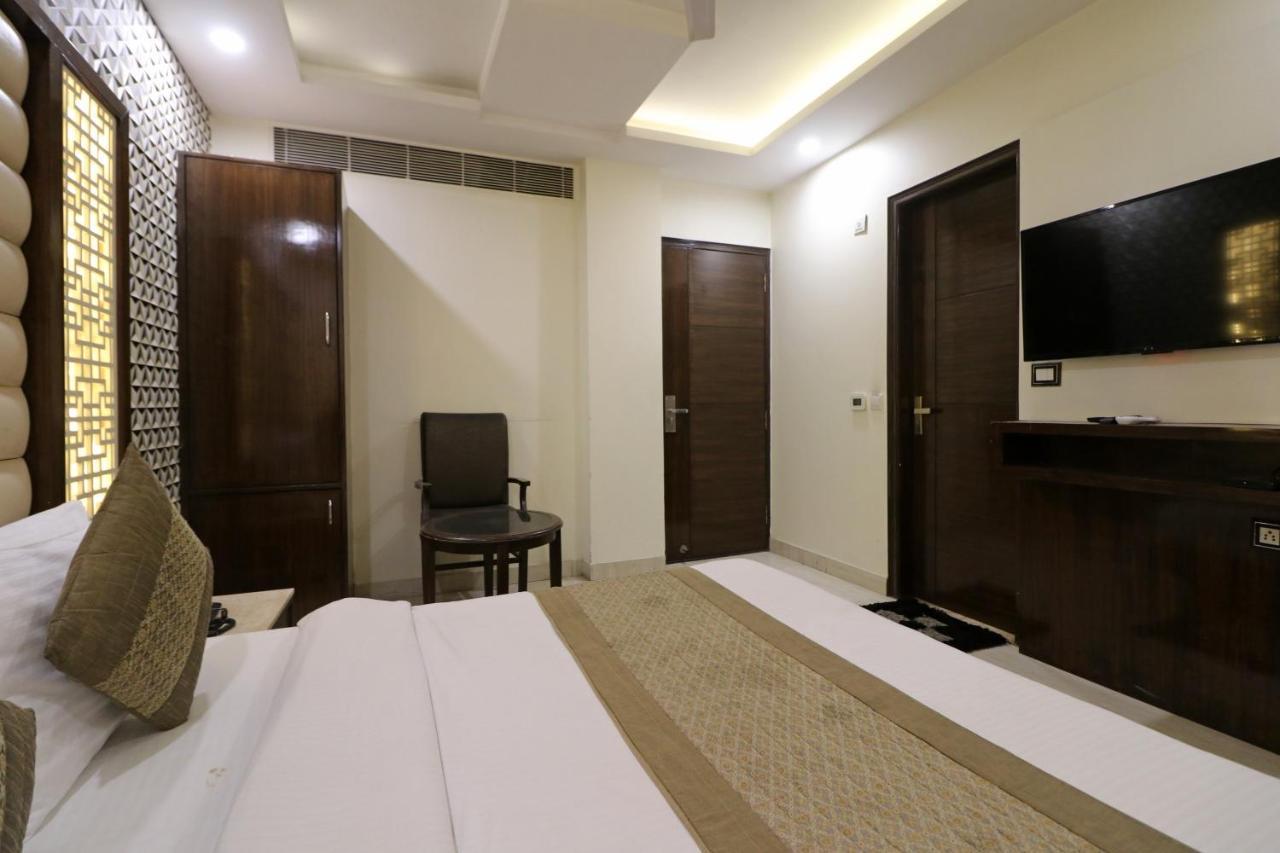 Hotel Mannat International By Mannat نيودلهي المظهر الخارجي الصورة
