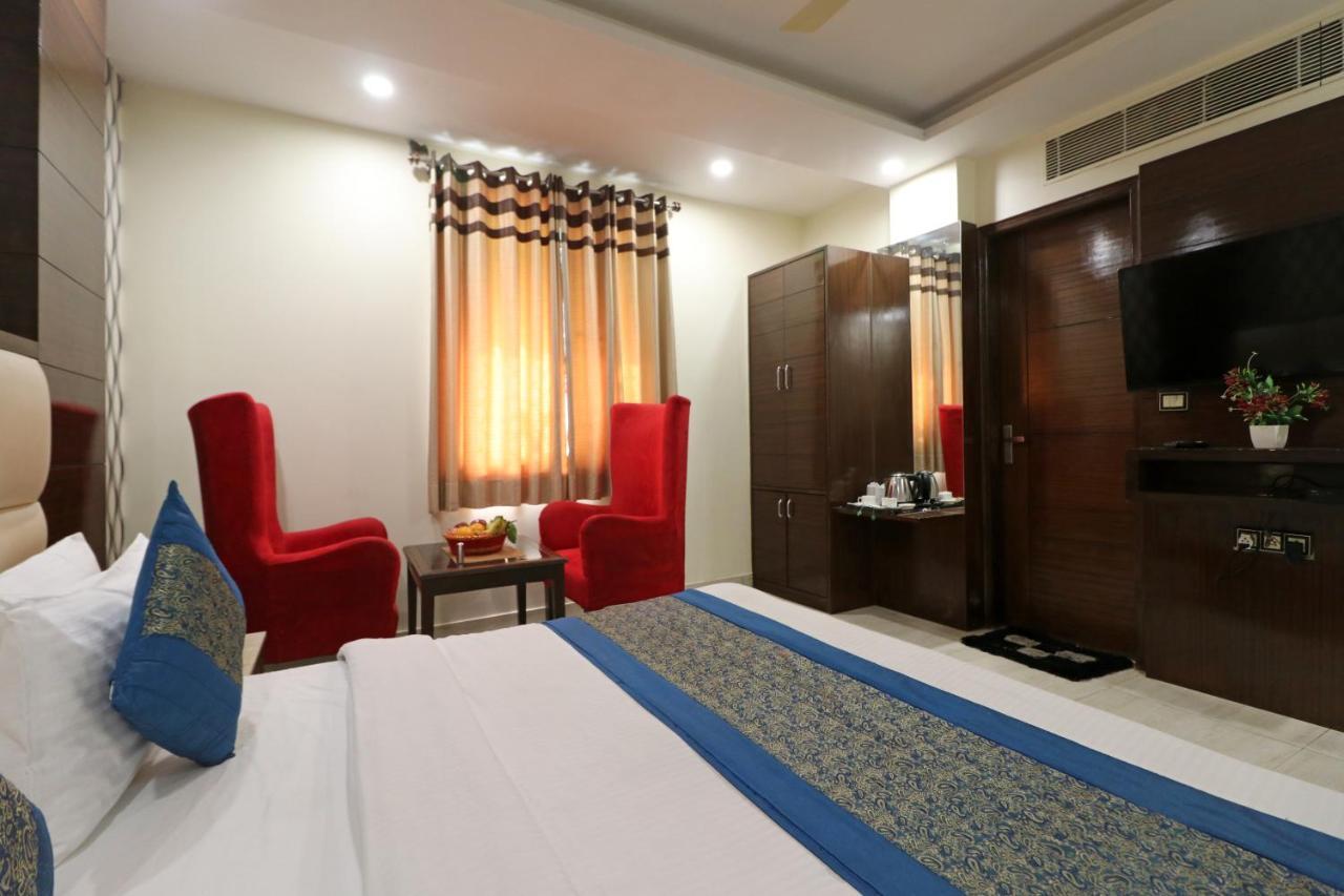 Hotel Mannat International By Mannat نيودلهي المظهر الخارجي الصورة