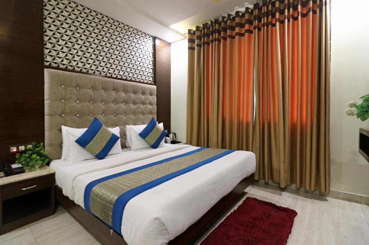 Hotel Mannat International By Mannat نيودلهي المظهر الخارجي الصورة
