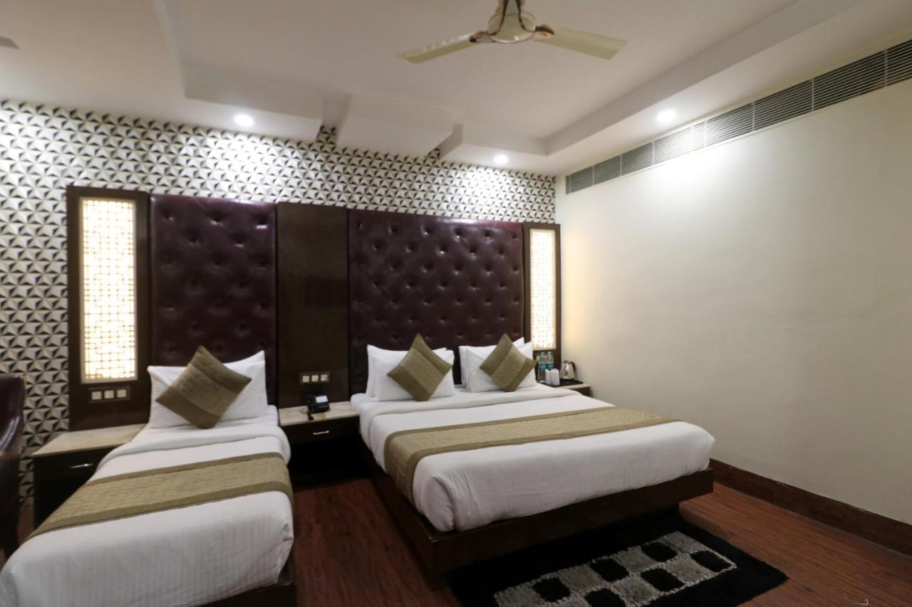 Hotel Mannat International By Mannat نيودلهي المظهر الخارجي الصورة